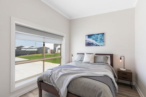 Luxury Motel Style Accommodation - Tourism Brisbane 0