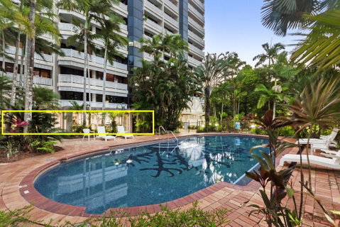 Luxury Pool Side Apartment In Beachfront Resort - Brisbane Tourism 1