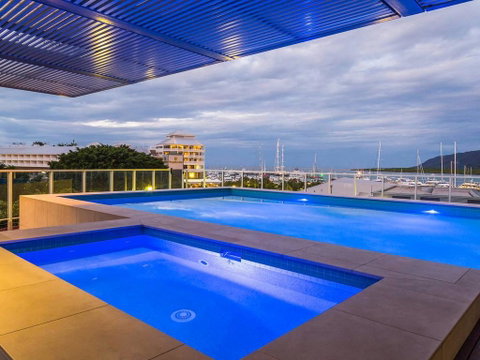 Luxury Waterfront Escape On The Harbour 315 - Tourism Brisbane 0