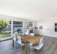 Lyons Cottage - a quaint Whalers Cottage in heart of Port Fairy - Tourism Brisbane