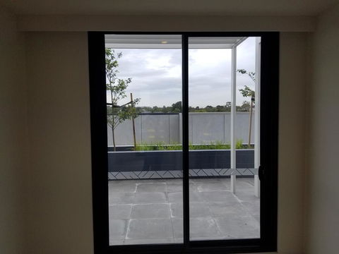 M City Self Contained Apartment - Tourism Brisbane 2