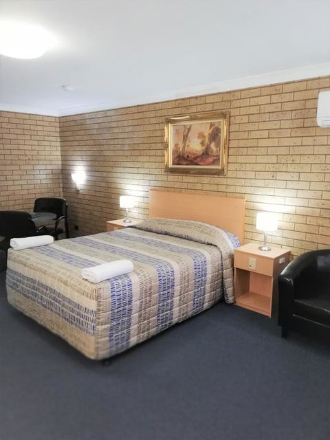 Macintyre Motor Inn - Tourism Brisbane 3