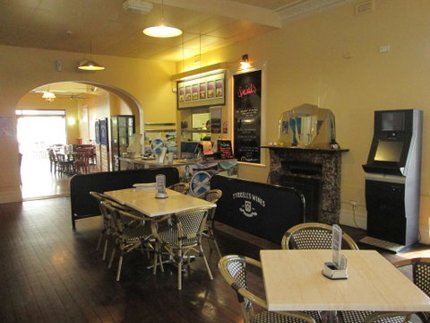 Maclean Hotel - Tourism Brisbane 2