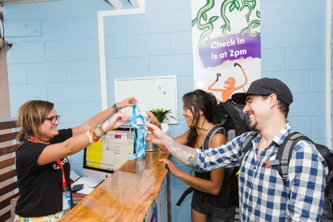 Mad Monkey Backpackers Waterfront - Tourism Brisbane 0