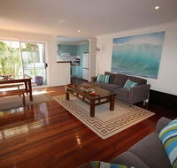 MAGIC BEACH HOUSE - PET FRIENDLY - Brisbane Tourism