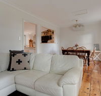 Magnetic Cottage circa 1850's - Tourism Brisbane