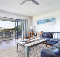 Magnificent Views - Mariners Mark