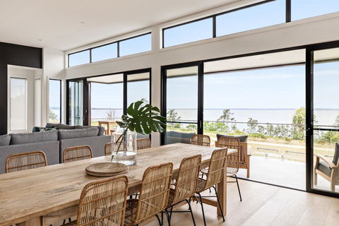 Mandala Beach House Jervis Bay - Brisbane Tourism 0