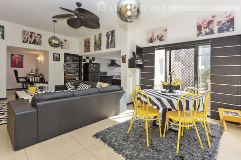 Marilyns Place: Private + Spacious + Central - Tourism Brisbane 3