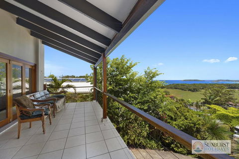 Mcauleys Beach House - Tourism Brisbane 2