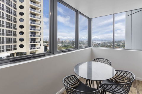 Meriton Suites Bondi Junction - Brisbane Tourism 3
