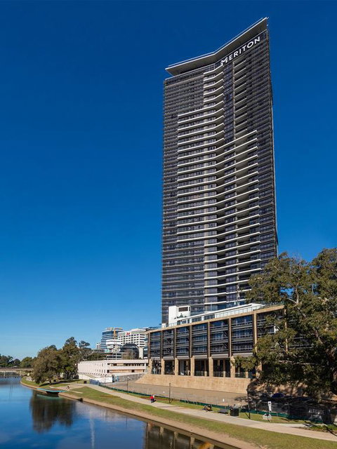 Meriton Suites Church Street, Parramatta - Brisbane Tourism 3