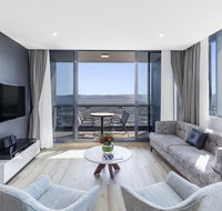 Meriton Suites Southport - Brisbane Tourism