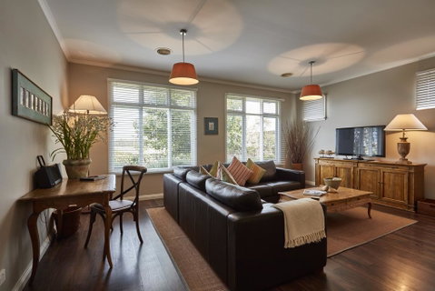Mews Cottages - Brisbane Tourism 2