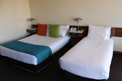 Mid City Ballarat - Tourism Brisbane 3