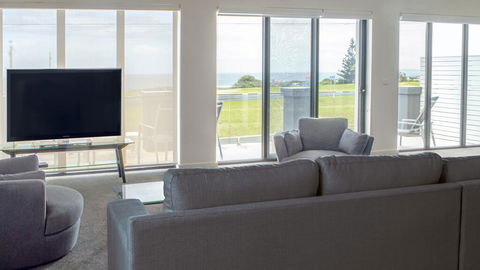 Midas Ocean View - Tourism Brisbane 3