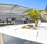 Middle Sea - perfect for two families - Brisbane Tourism