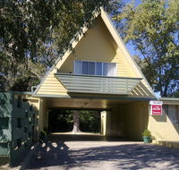 Millers Cottage Motel - Tourism Brisbane