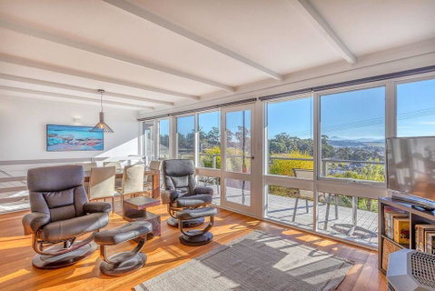 Mimosa Holiday House - Brisbane Tourism 0
