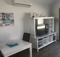 Mindarie Beach Studio - Tourism Brisbane