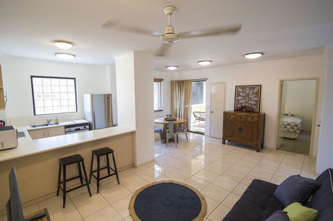 Minnie St 2 Bedroom / 2 Bathroom Apartment - Brisbane Tourism 1