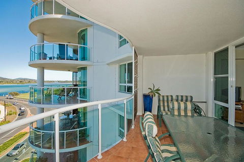 Mirage, Unit 602, 6-10 Manning Street - Brisbane Tourism 3