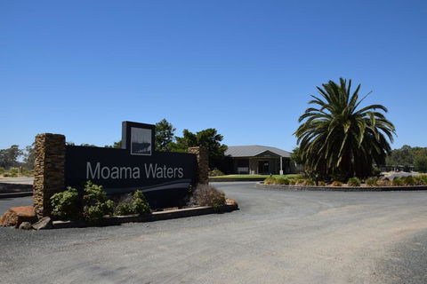 Moama Waters - Tourism Brisbane 0