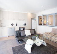 Modern Executive Apartment  Braddon 1BR Wine Wifi Secure Parking Canberra - Tourism Brisbane