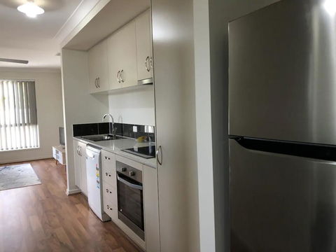 Modern Unit Near To Surfers Paradise - Tourism Brisbane 3