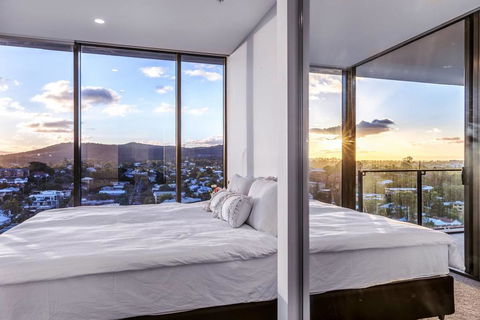 Modern, Carefree Living Style APT In Toowong&View - Brisbane Tourism 1