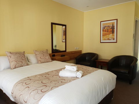 Moon River Motor Inn - Brisbane Tourism 2