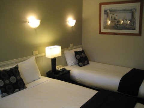 Motel Warrnambool - Brisbane Tourism 3