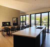 Mountain Mist Retreat - 4 Bedrooms - Brisbane Tourism