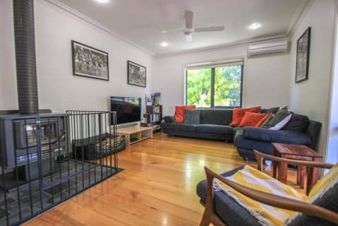 Mountbatten Retreat - Brisbane Tourism 0