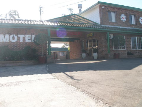 Mt Kuring-Gai Motel - Tourism Brisbane 1