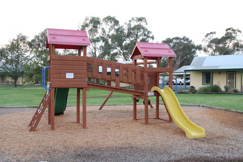 Murray River Resort - Tourism Brisbane 3