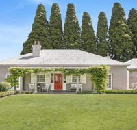 Nattai Lodge - house  cottage in beautiful garden - Tourism Brisbane