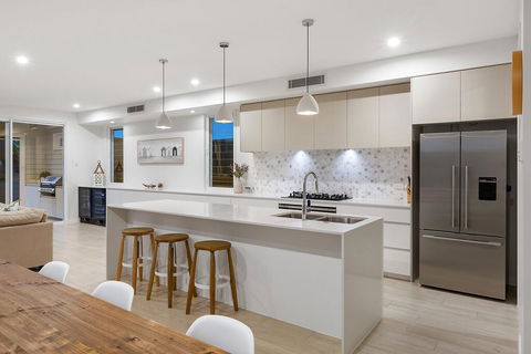 NAUTiLUS OCEAN BREEZE - Brisbane Tourism 2