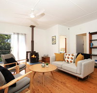 Nest - Pet Friendly - 2 Min Walk to Beach - Brisbane Tourism