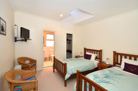 Albany Beachside Accommodation - Brisbane Tourism 14