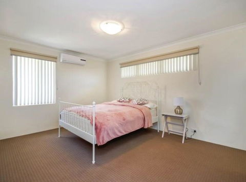 Holiday Home Near Perth City / Airport / Stadium / Casino - Tourism Brisbane 12