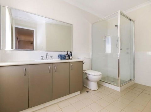 Holiday Home Near Perth City / Airport / Stadium / Casino - Tourism Brisbane 9