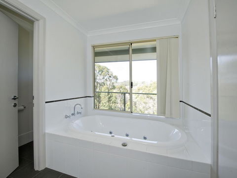 Fern Creek - Brisbane Tourism 8