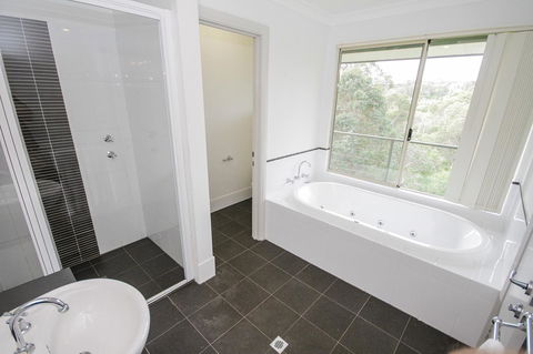 Fern Creek - Brisbane Tourism 7