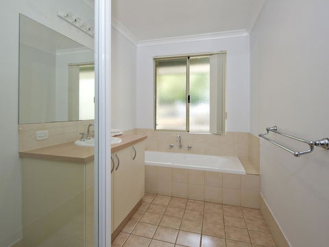 Fern Creek - Brisbane Tourism 17