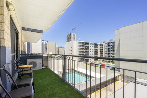 Oversized Eastend Sleeps 6 Free PARKING+POOL WIFI - Brisbane Tourism 22