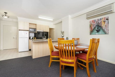 Oversized Eastend Sleeps 6 Free PARKING+POOL WIFI - Brisbane Tourism 27