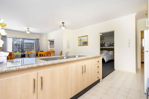 Oversized Eastend Sleeps 6 Free PARKING+POOL WIFI - Brisbane Tourism 39