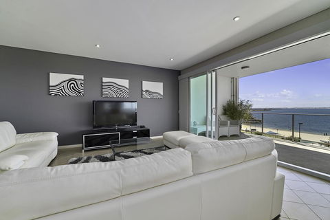 Luxury Suite Bunbury - Tourism Brisbane 5