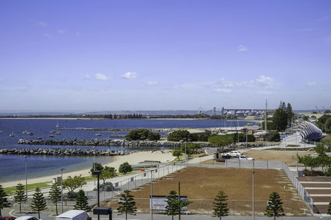 Luxury Suite Bunbury - Tourism Brisbane 22